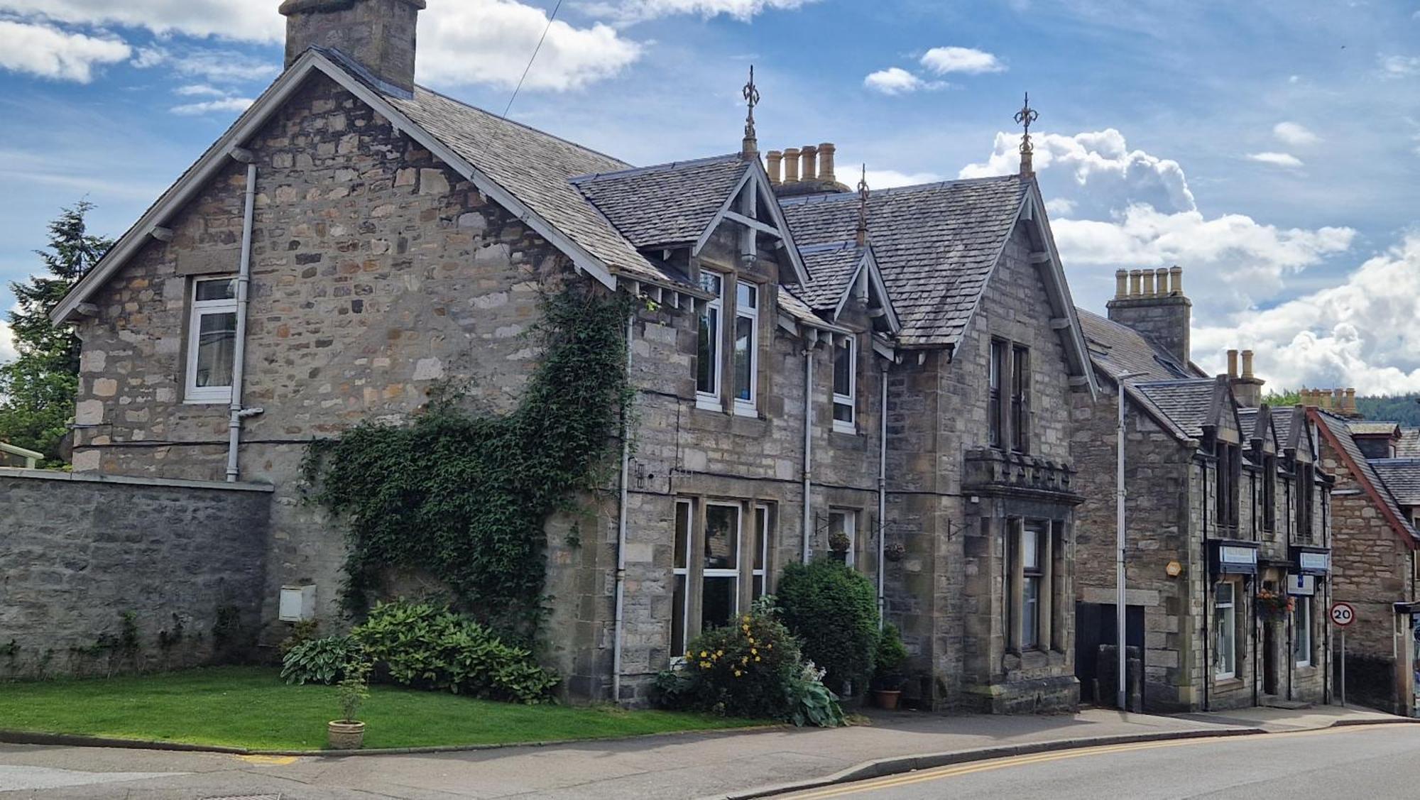 Bonnie Taigh With Free Parking 24 Hours Pitlochry Exterior photo